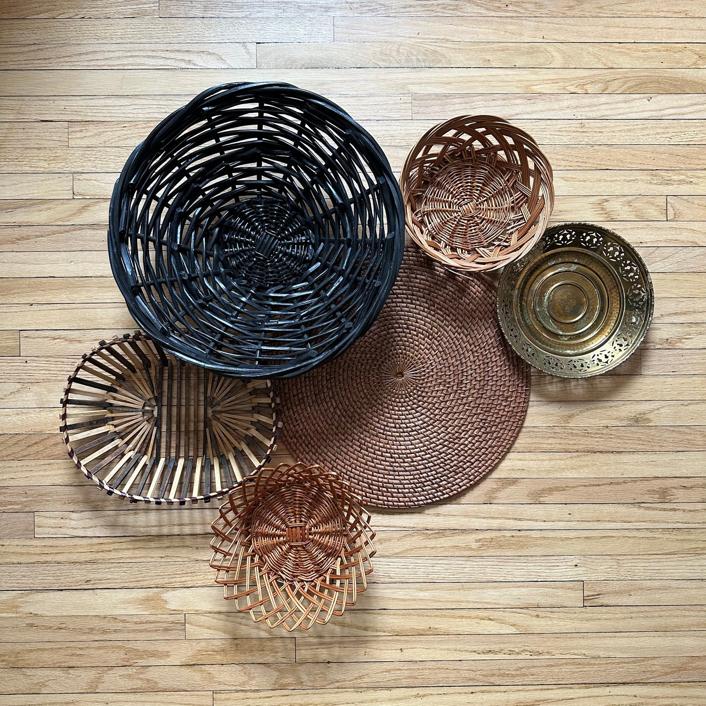 1 Wicker Basket Set (6pcs)