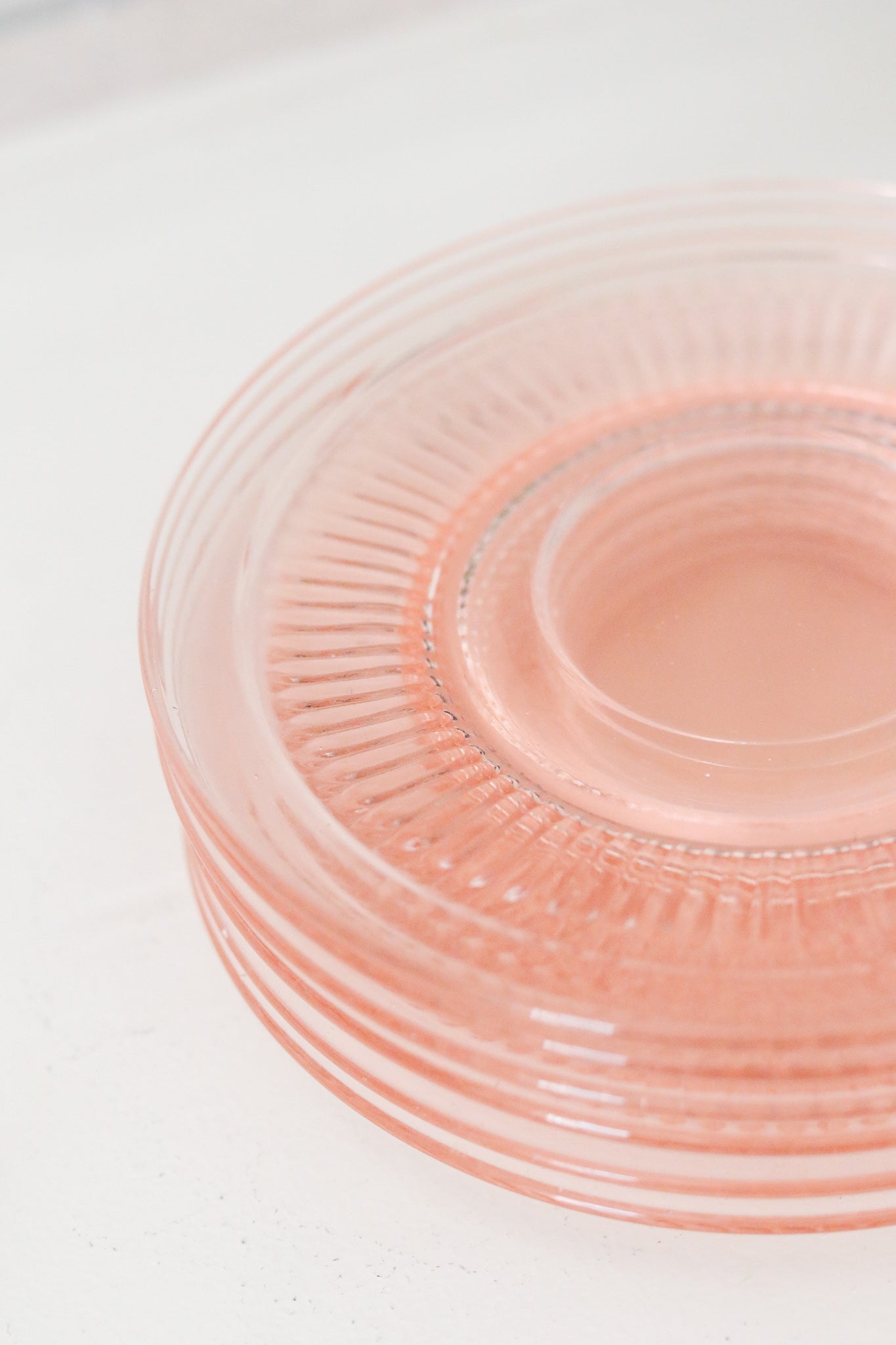 Pink Depression Glass Plates (6pcs)