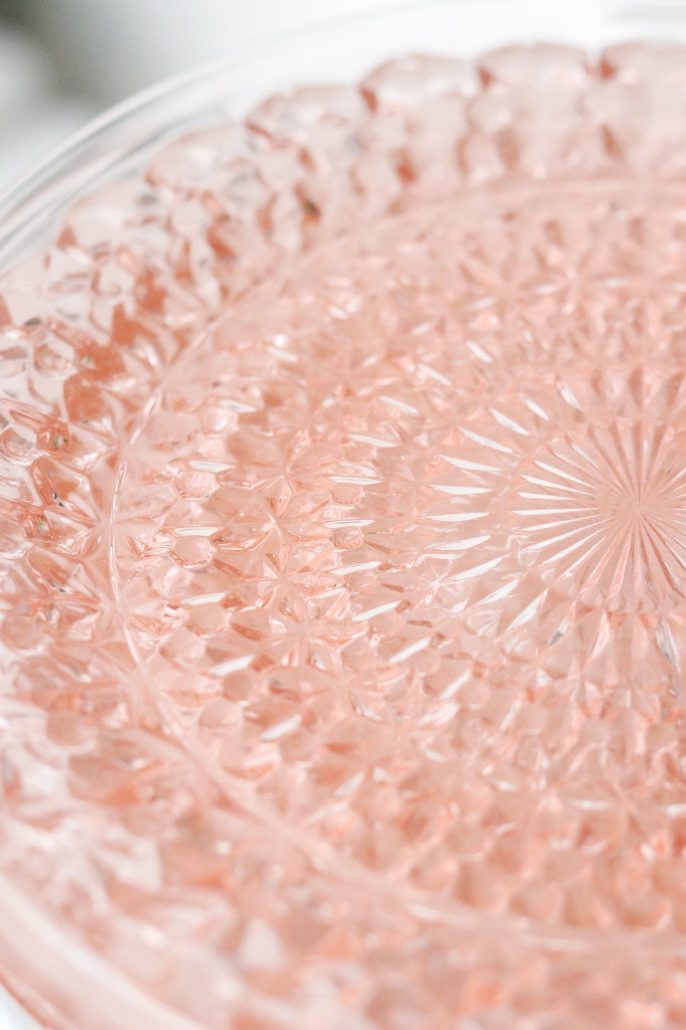 Pink Depression Glass Plates (4pc)