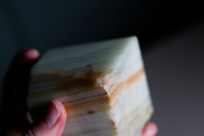 Onyx Table Lighter