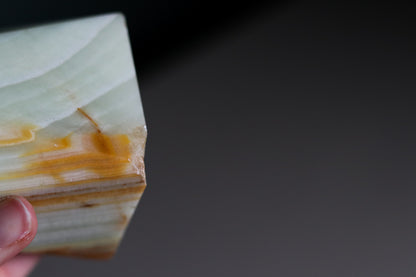 Onyx Table Lighter